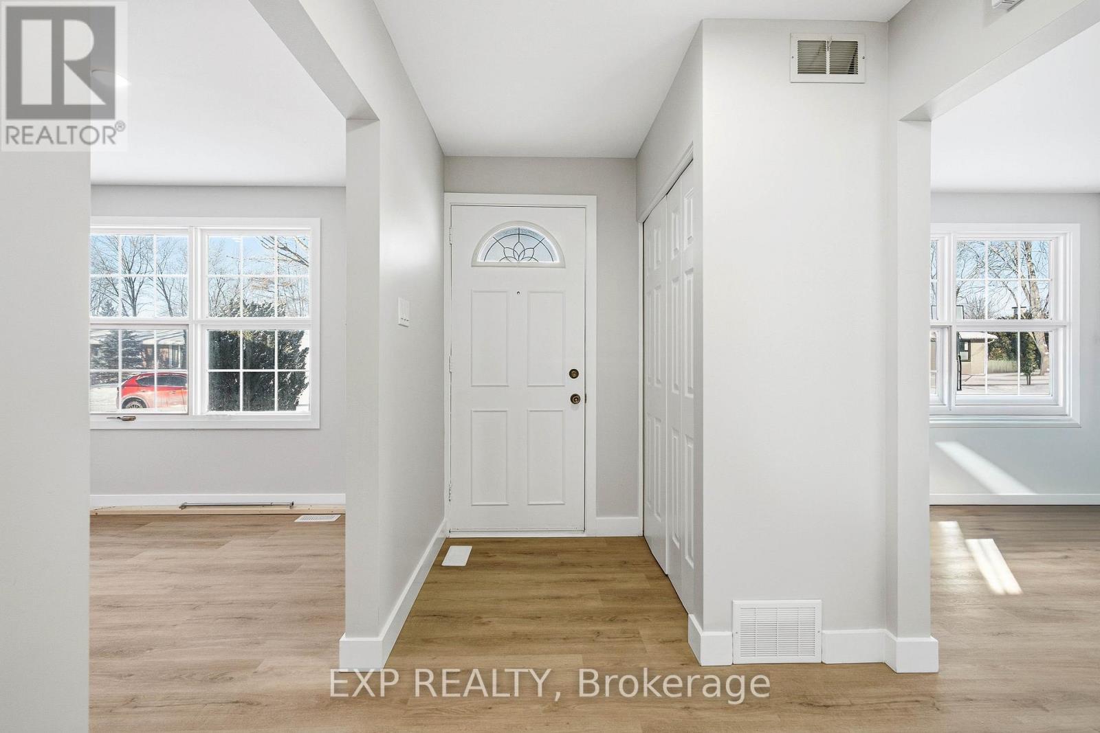 2158 Fillmore Crescent