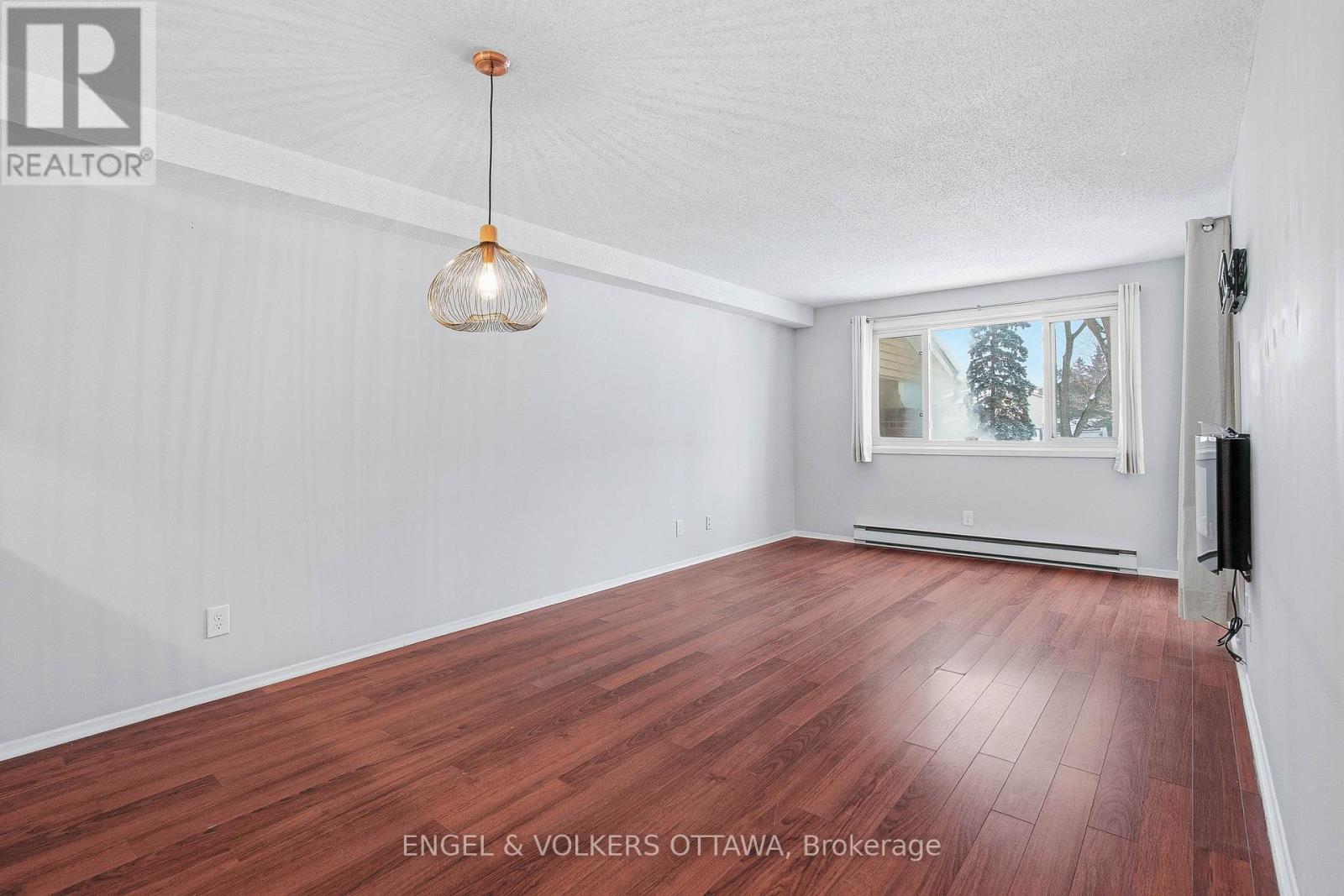 201 - 6376 Bilberry Drive