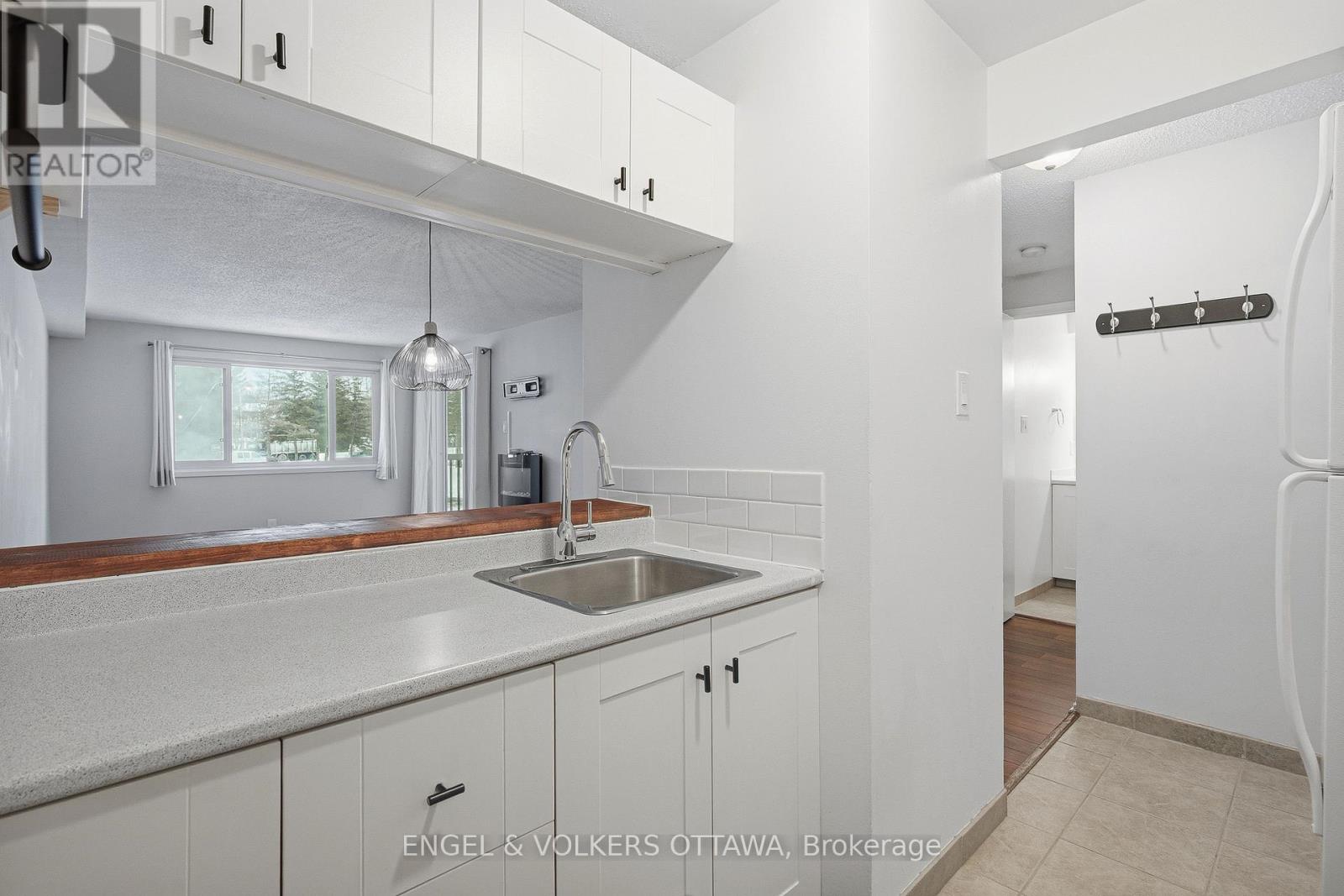 201 - 6376 Bilberry Drive