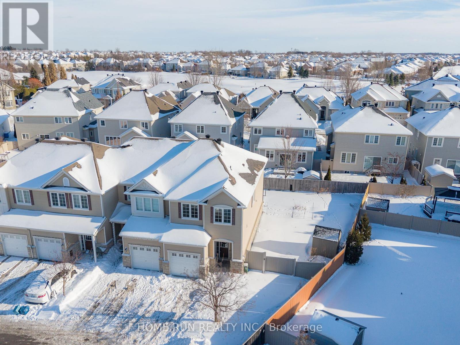 636 Pamplona Private