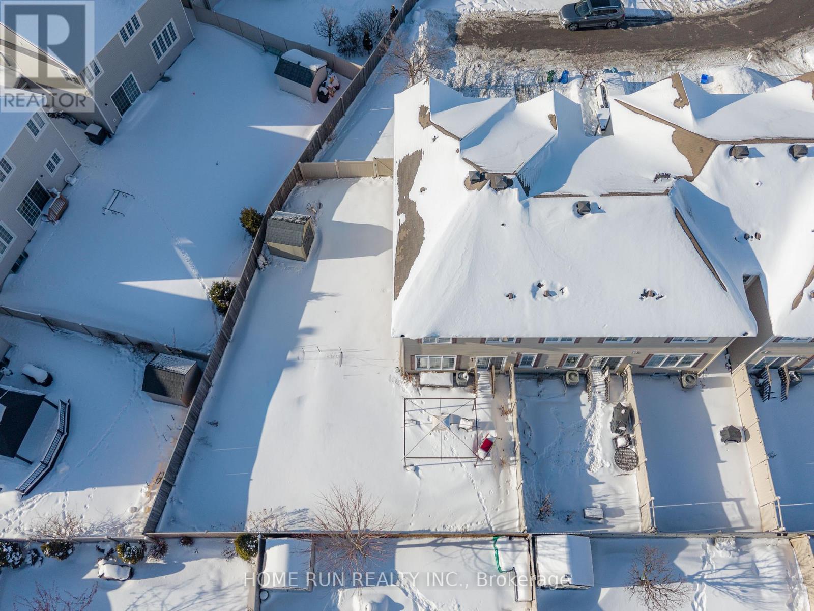 636 Pamplona Private