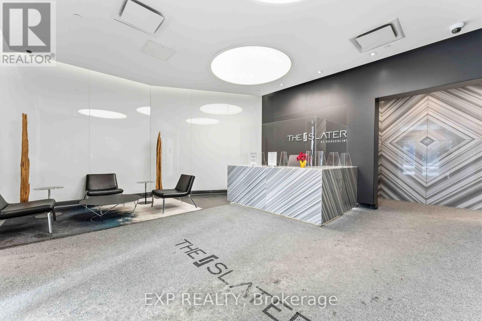 2102 - 199 Slater Street