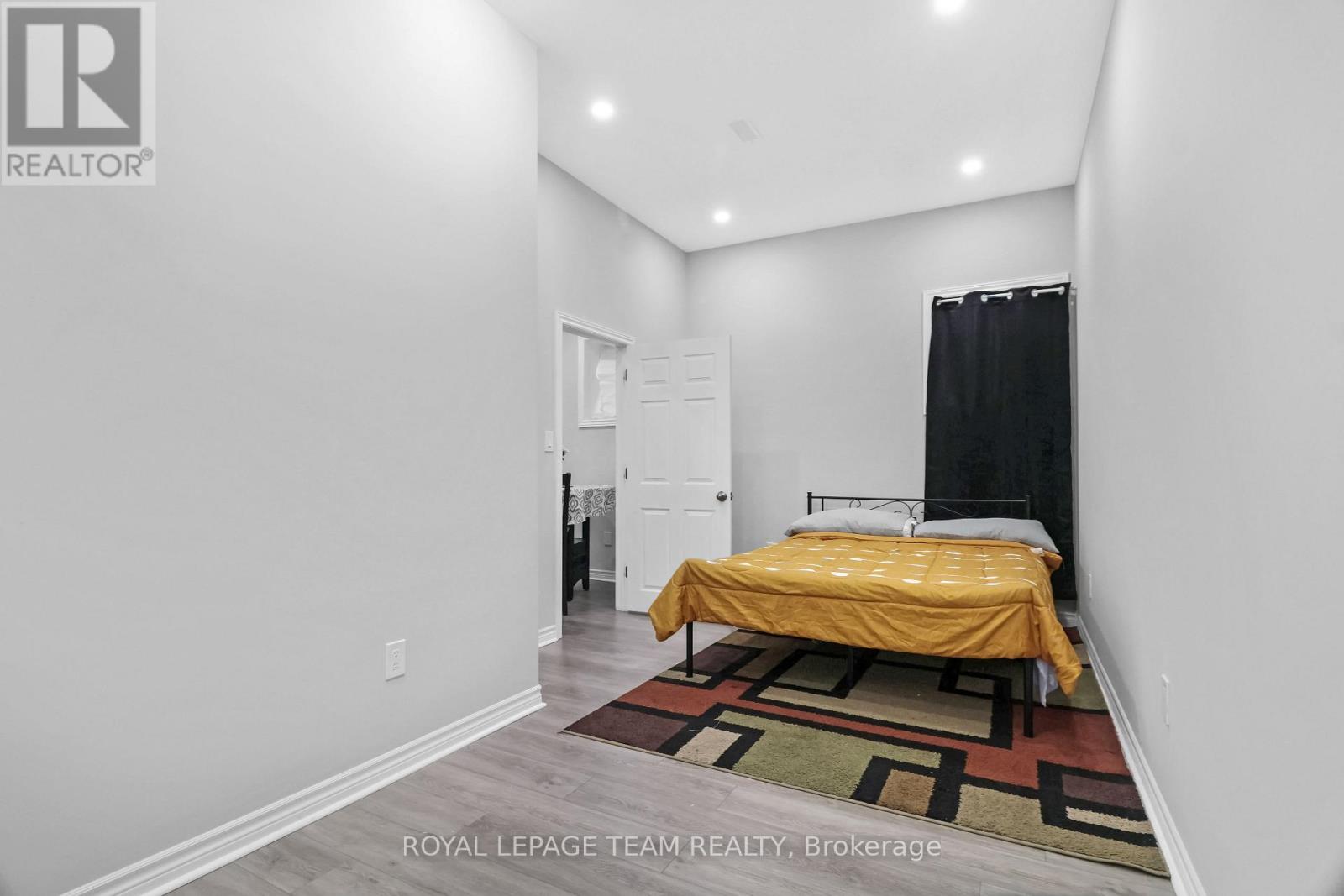 405 Aphelion Crescent