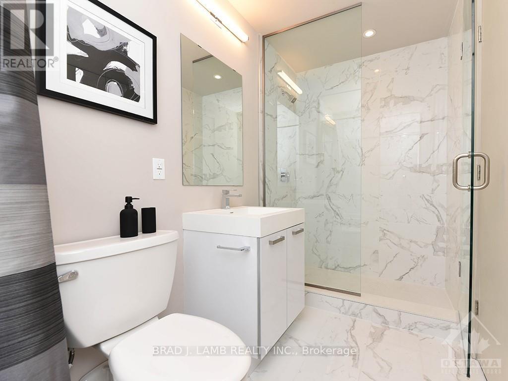 314 - 203 Catherine Street