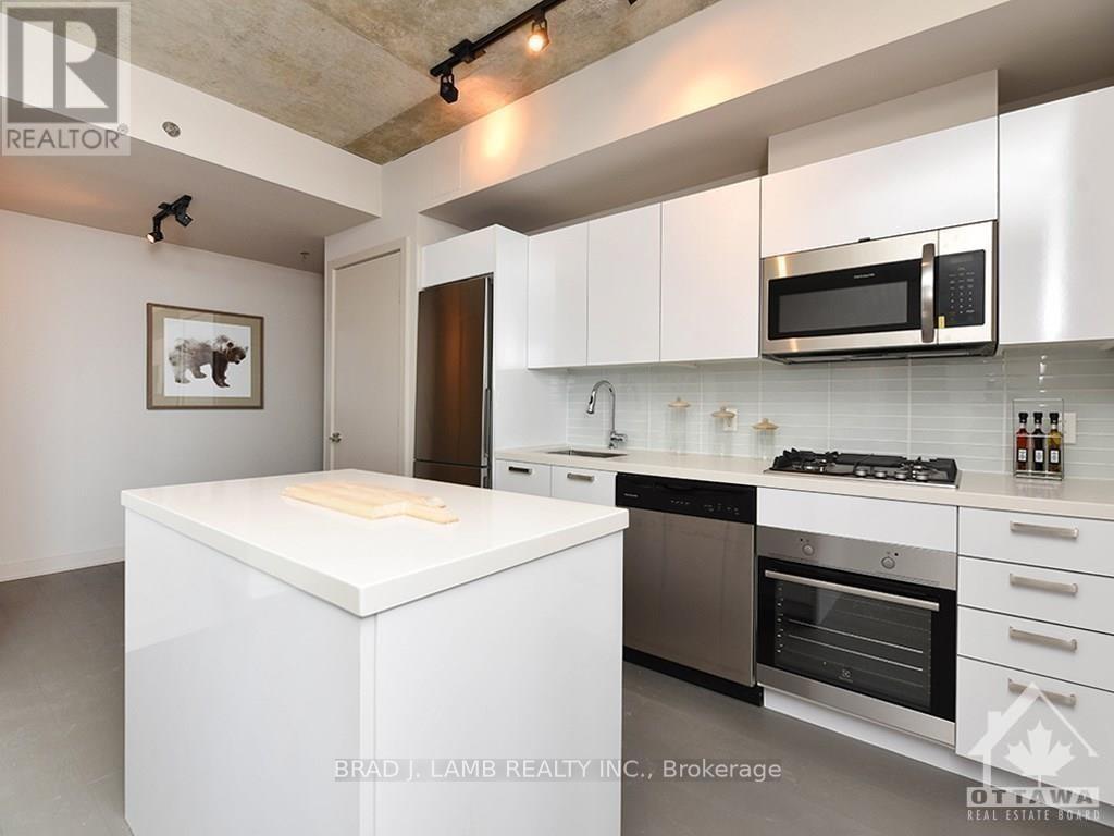 209 - 203 Catherine Street