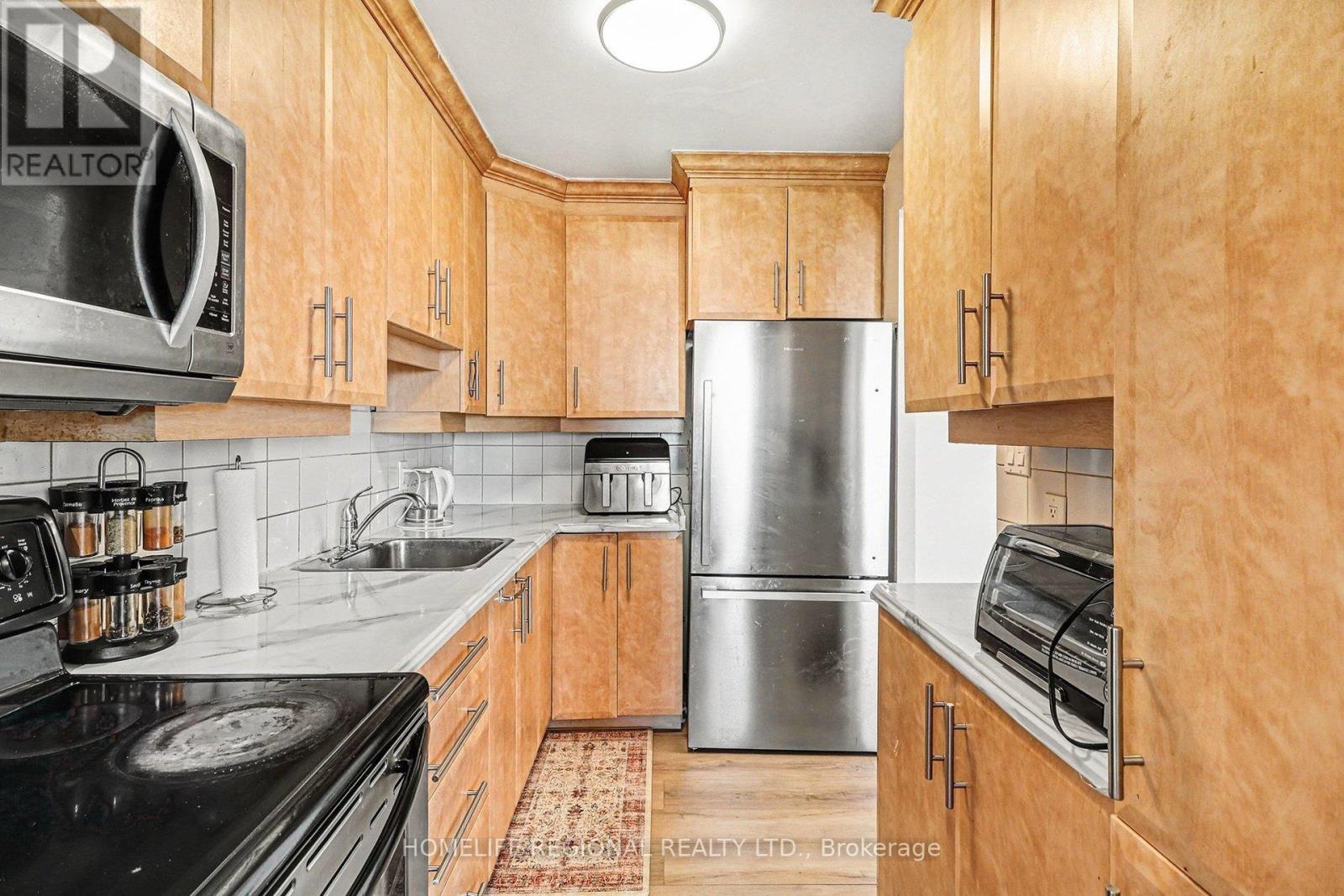 1403 - 2000 Jasmine Crescent