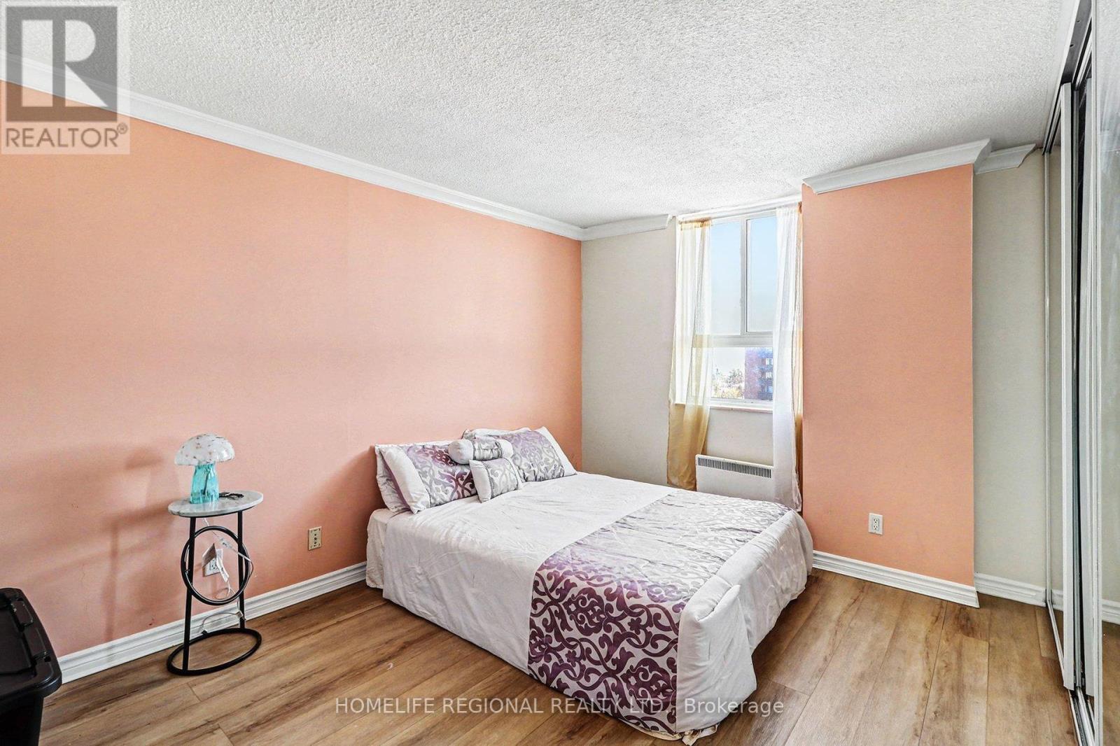 1403 - 2000 Jasmine Crescent