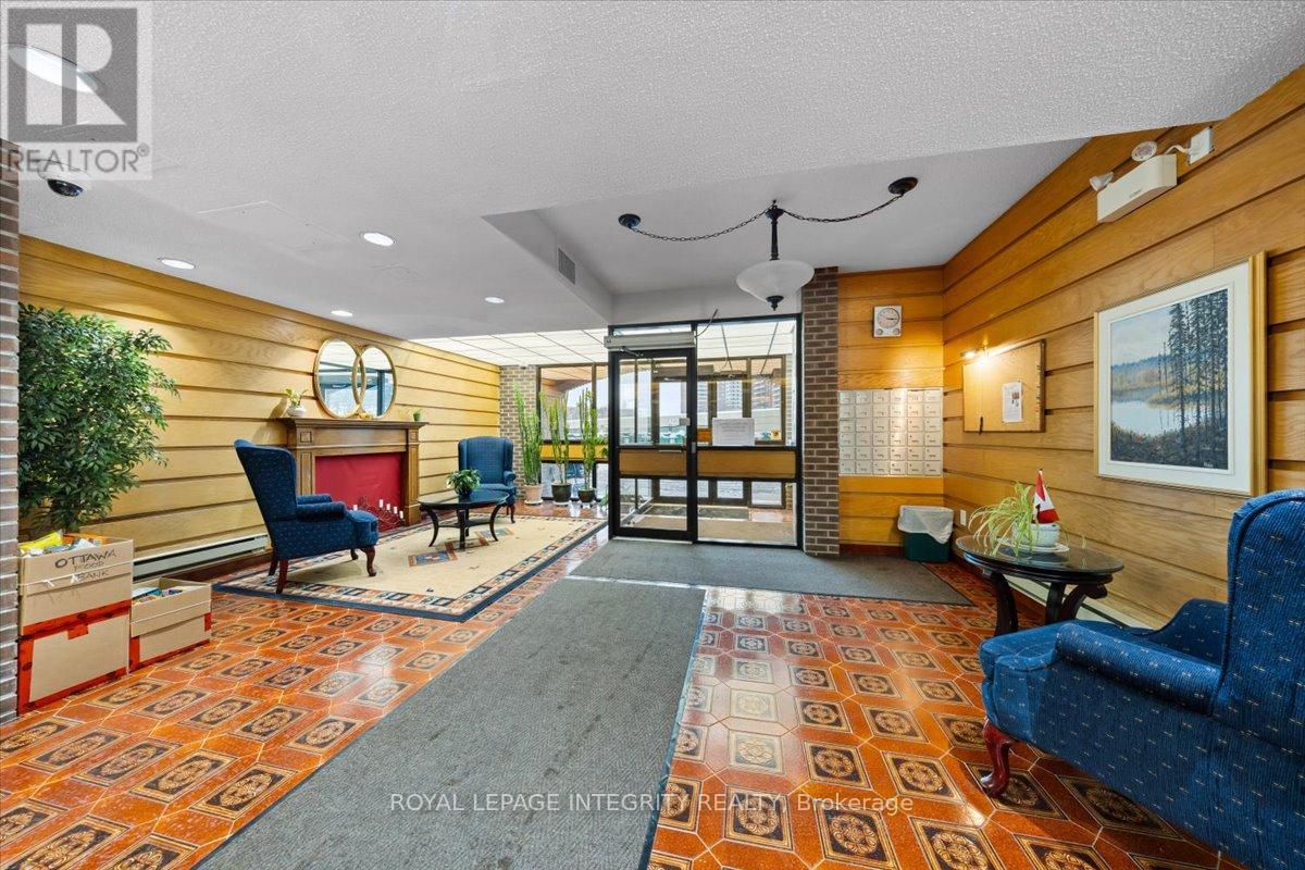 703 - 1190 Richmond Road