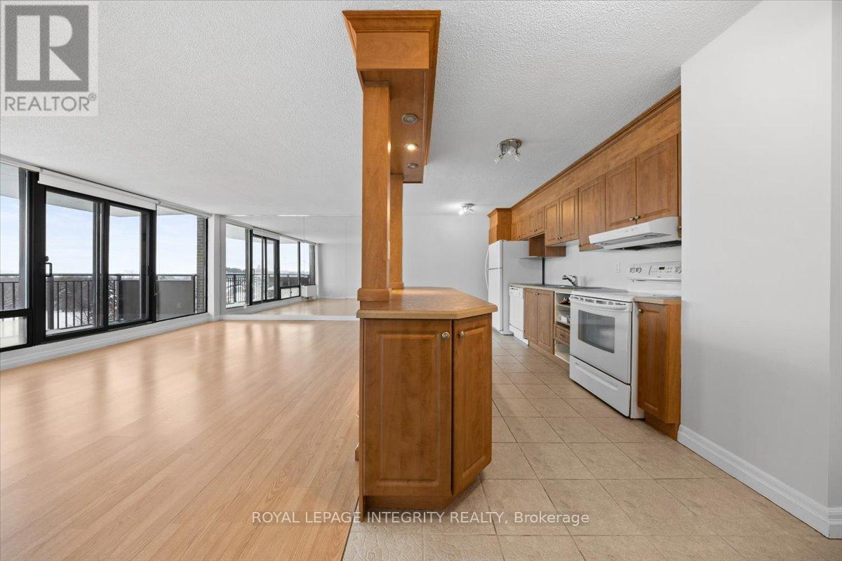 703 - 1190 Richmond Road