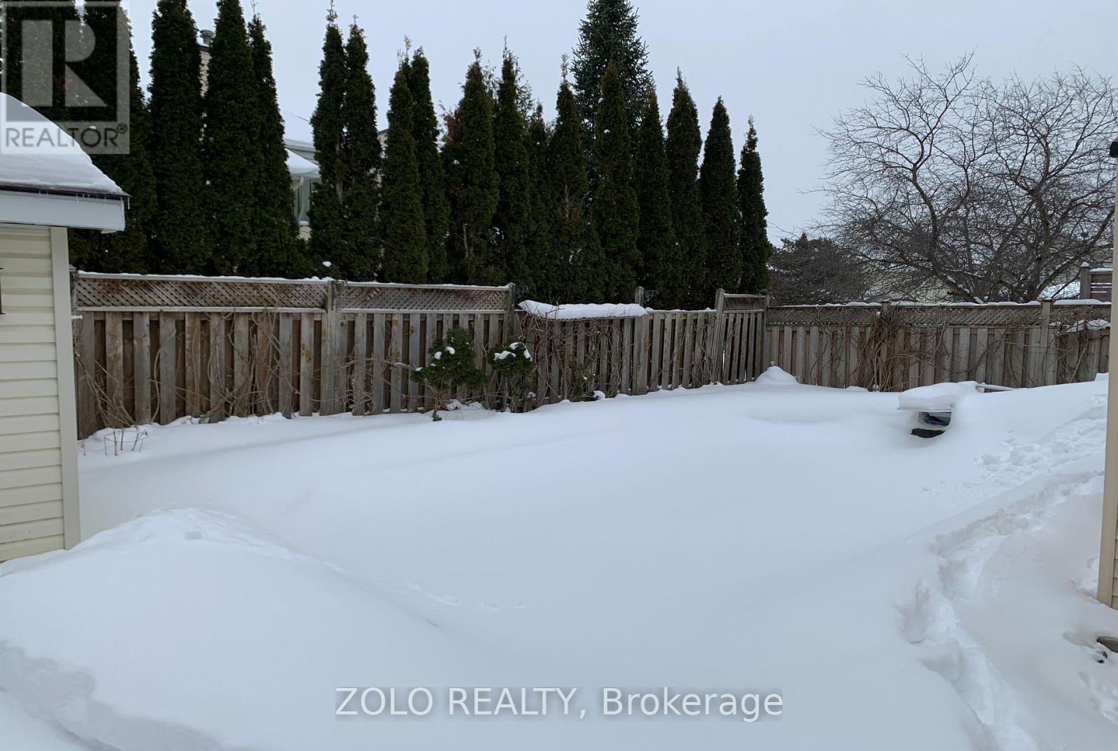 736 Hauteview Crescent