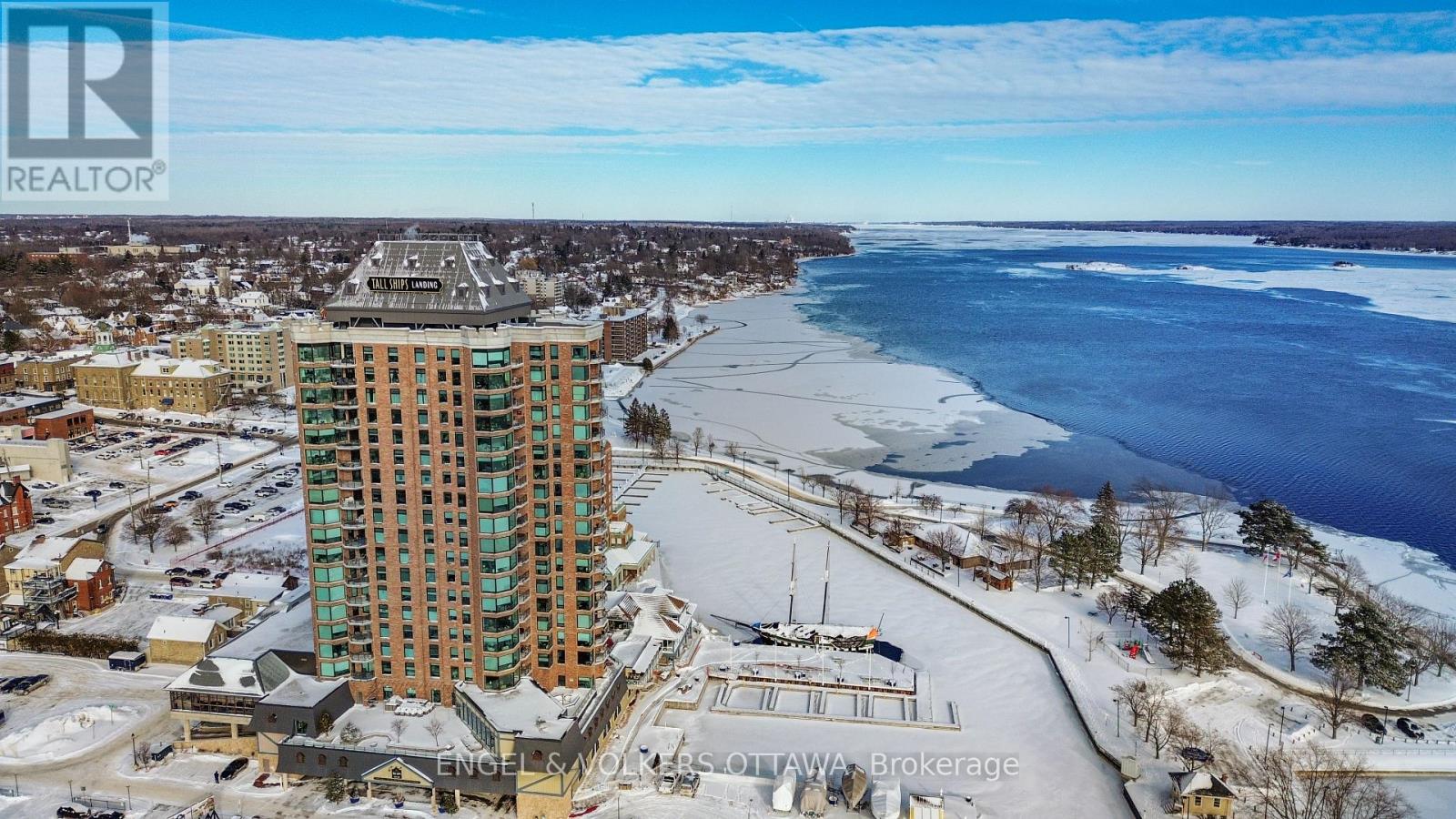 1802 - 15 St Andrew Street