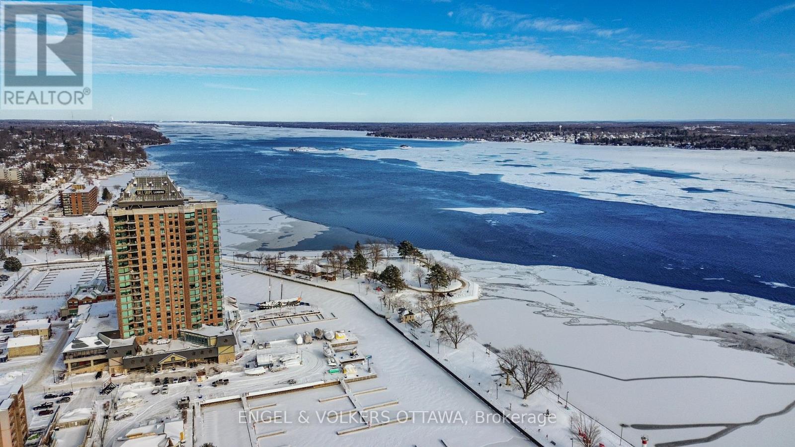 1802 - 15 St Andrew Street