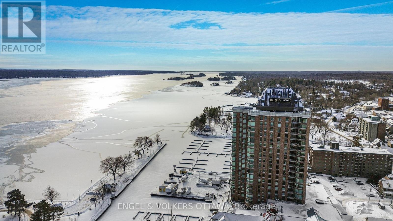 1802 - 15 St Andrew Street