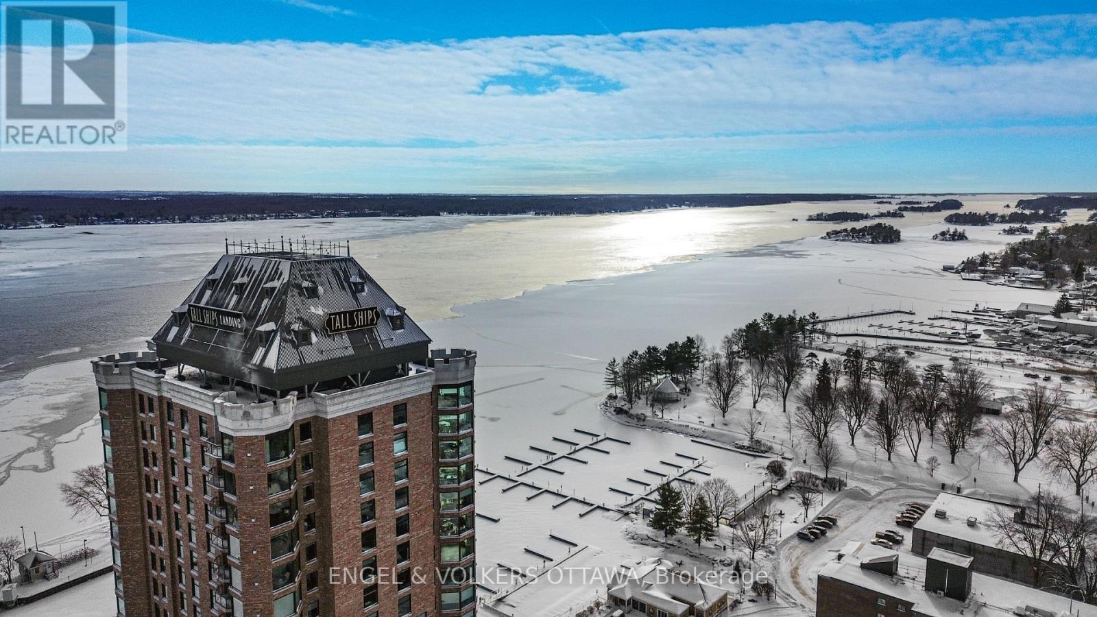 1802 - 15 St Andrew Street