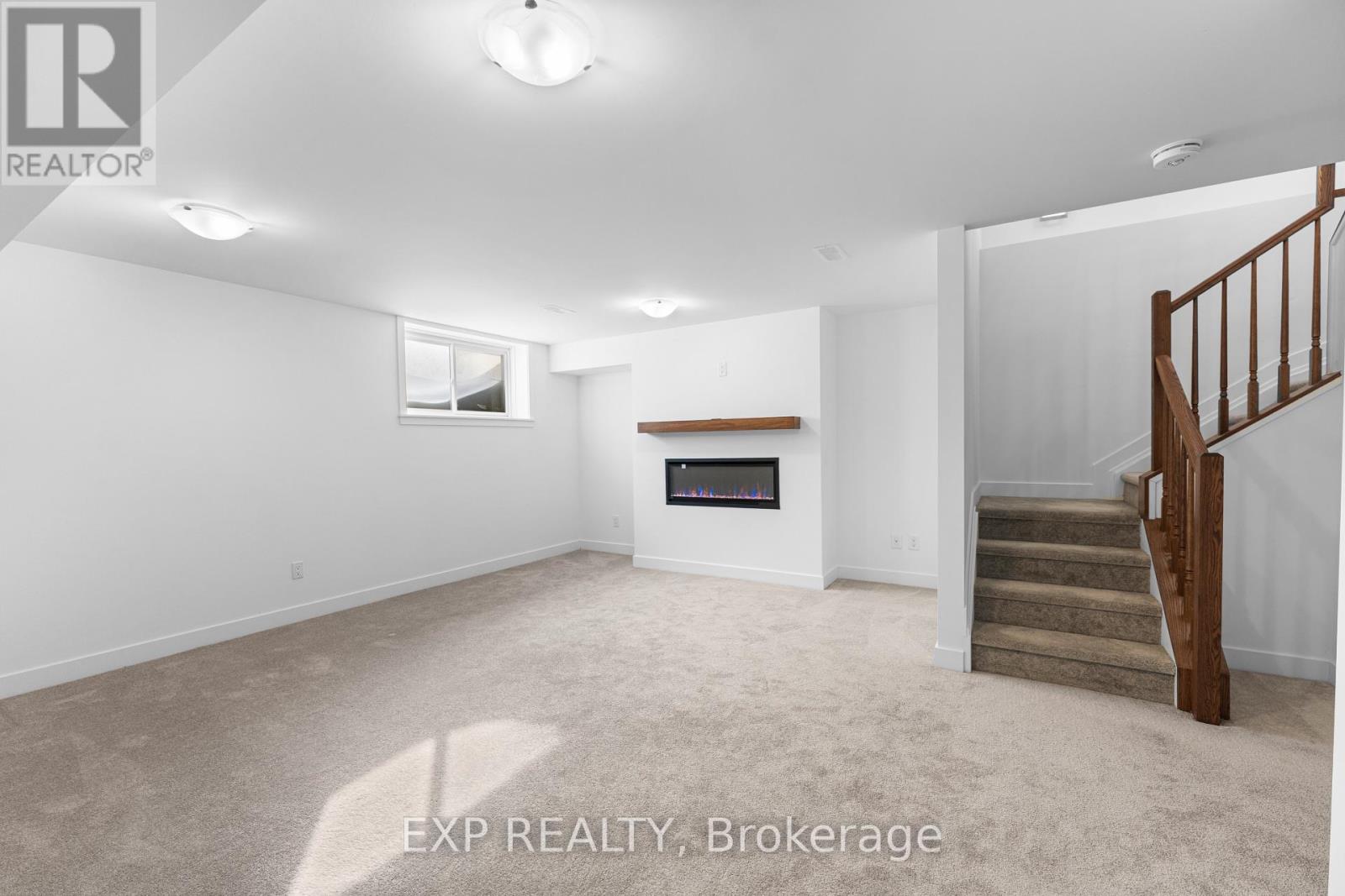 27 Moosonee Crescent