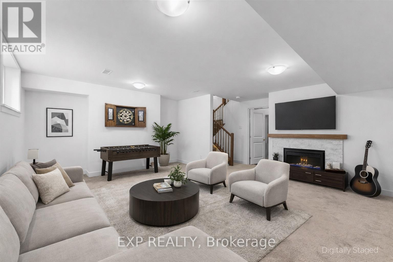 27 Moosonee Crescent