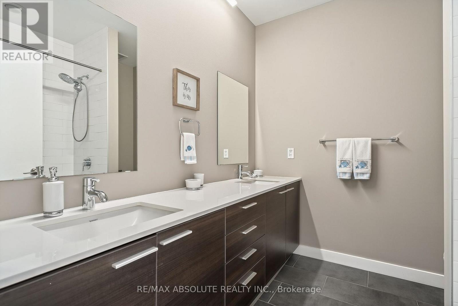 906 - 354 Gladstone Avenue