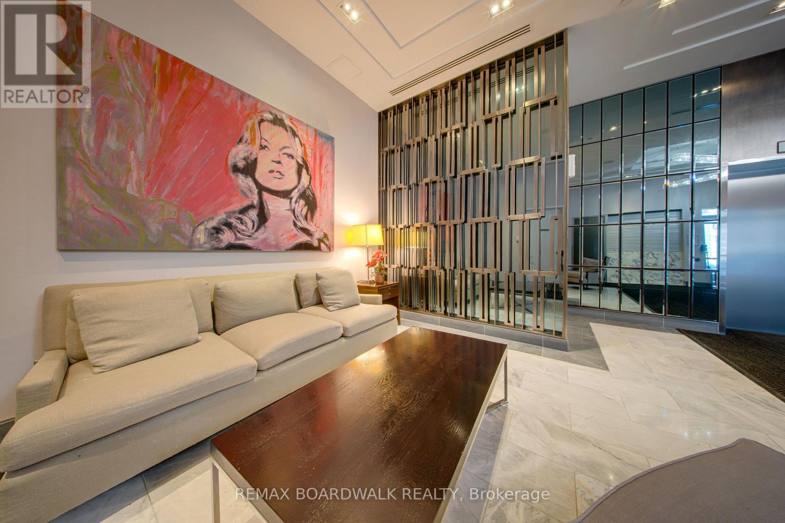 803 - 300 Lisgar Street