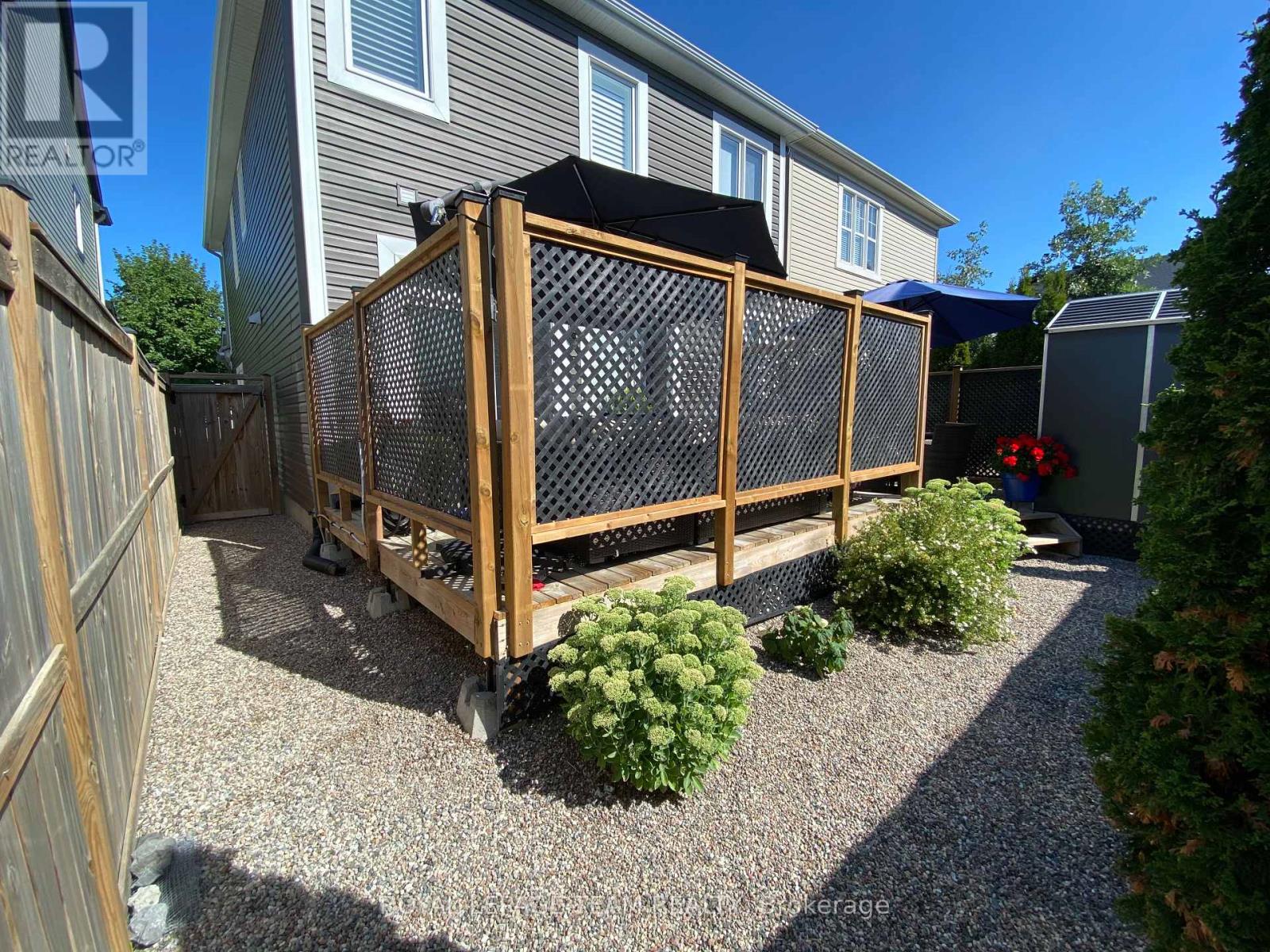 979 Shimmerton Circle