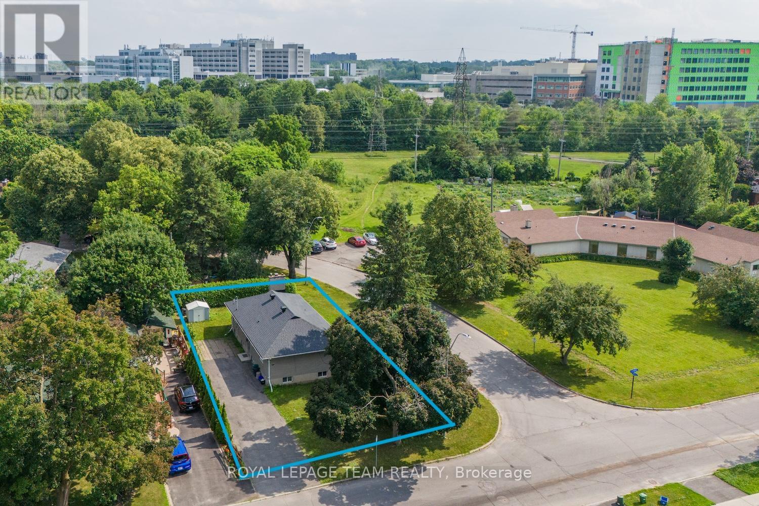 469 Braydon Avenue, Unit 467