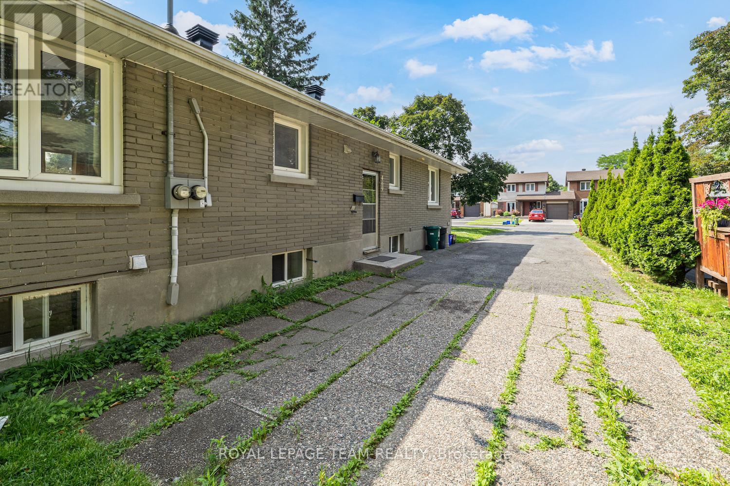 469 Braydon Avenue, Unit 467