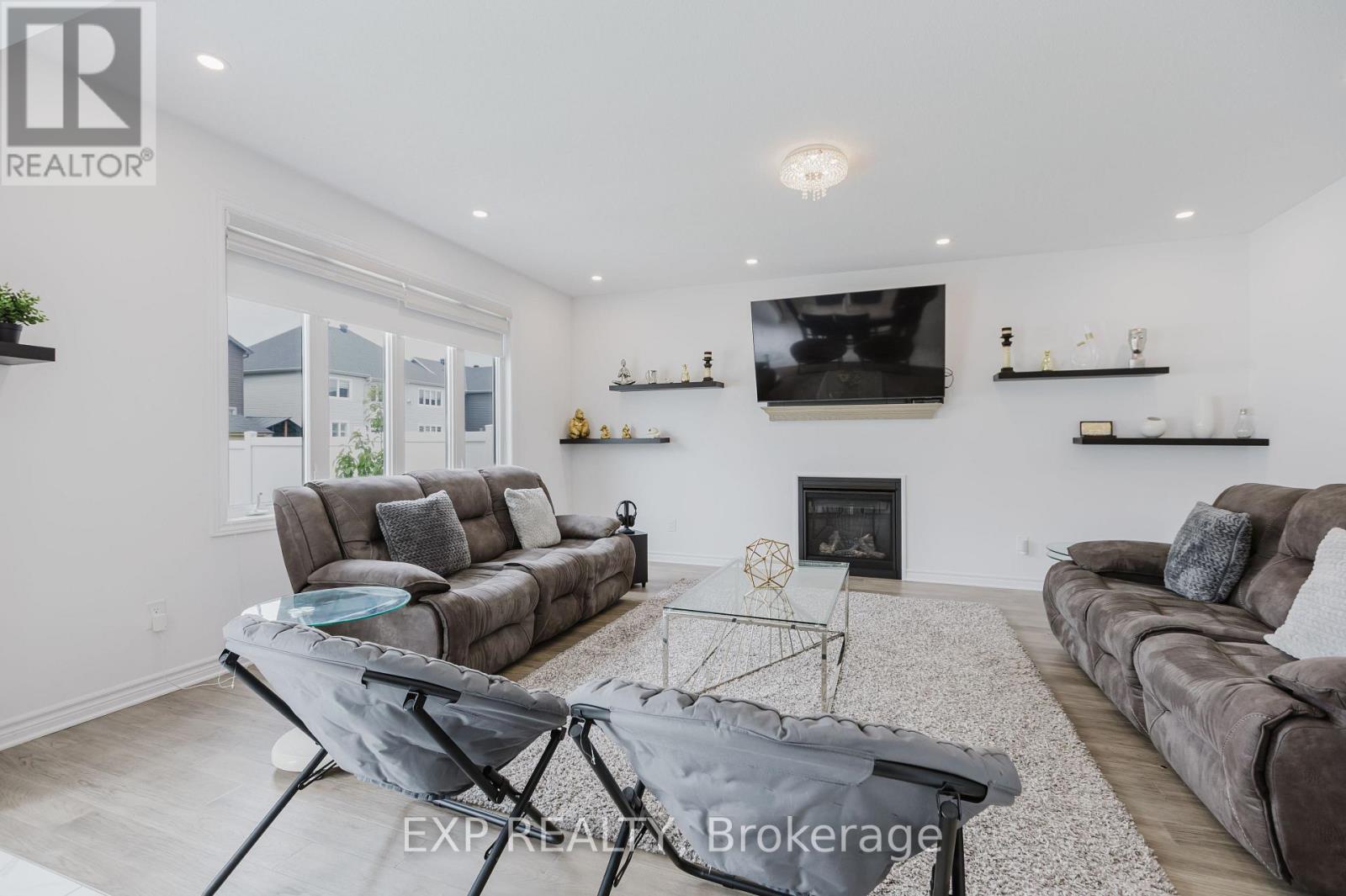 504 Albert Boyd Private