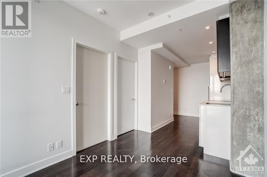 2201 - 20 Daly Avenue