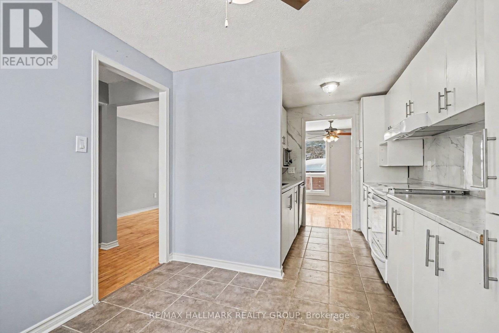 55 - 7846 Jeanne D'arc Boulevard