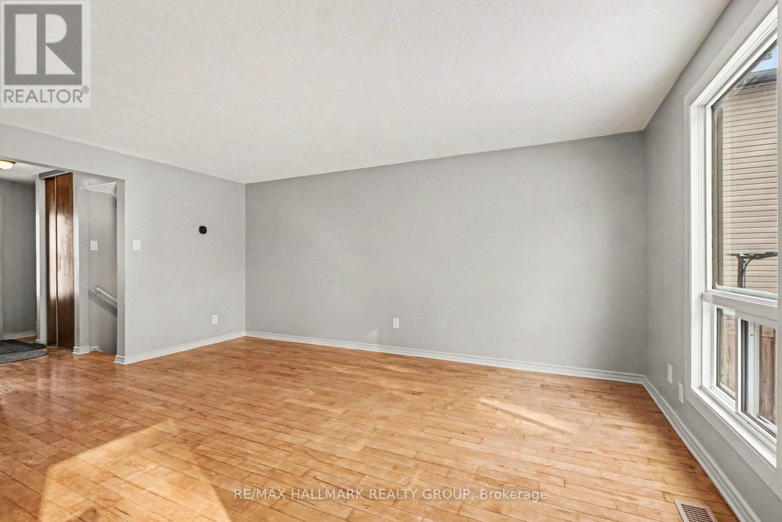 55 - 7846 Jeanne D'arc Boulevard