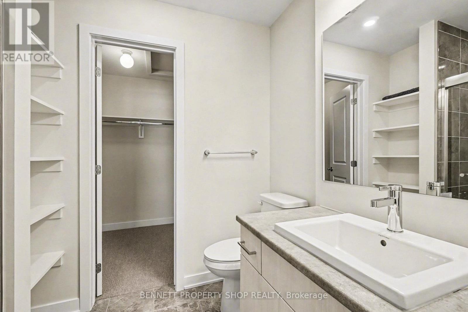 539 Lourmarin Private