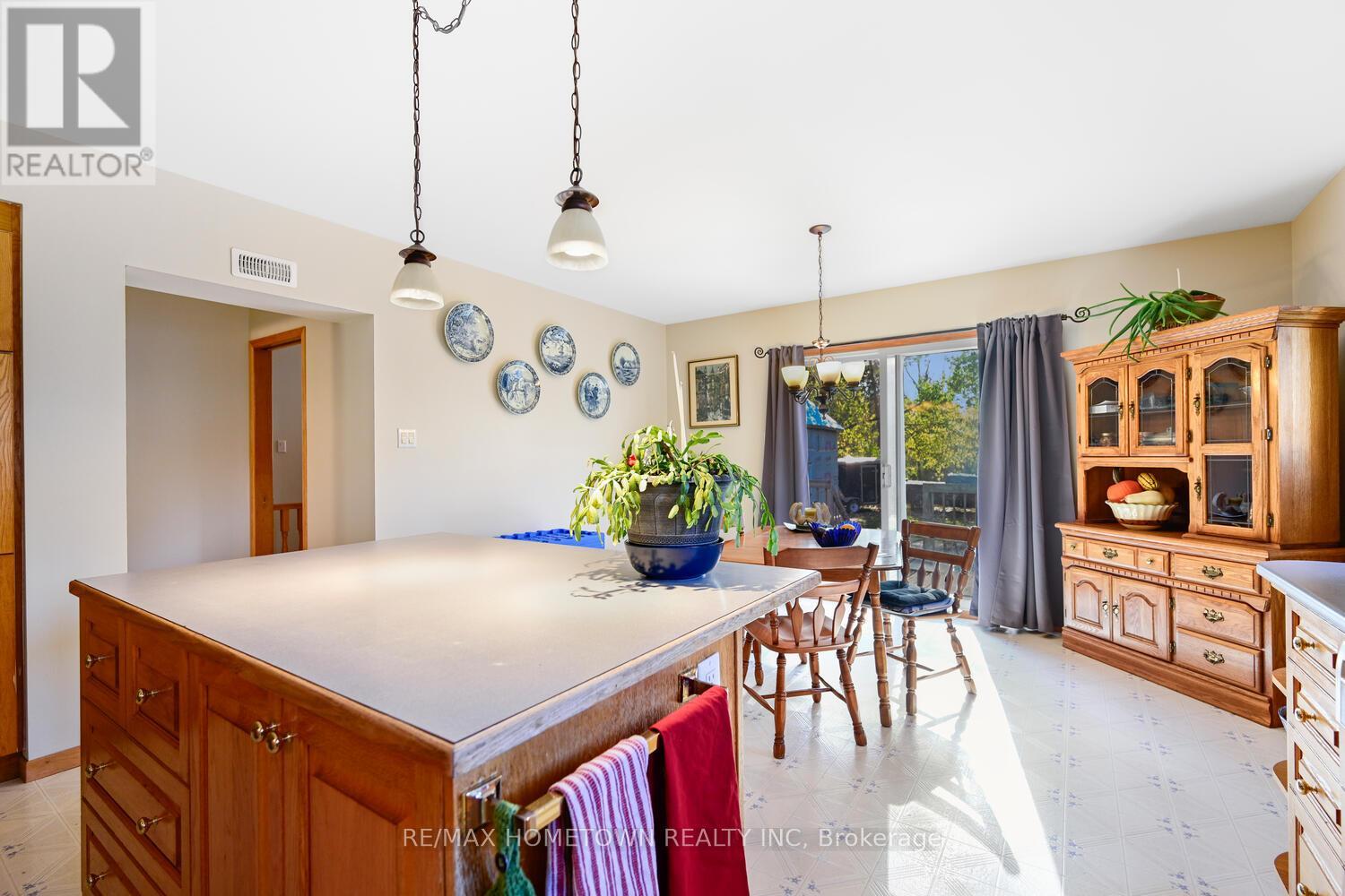 12402 County Road 18 Road