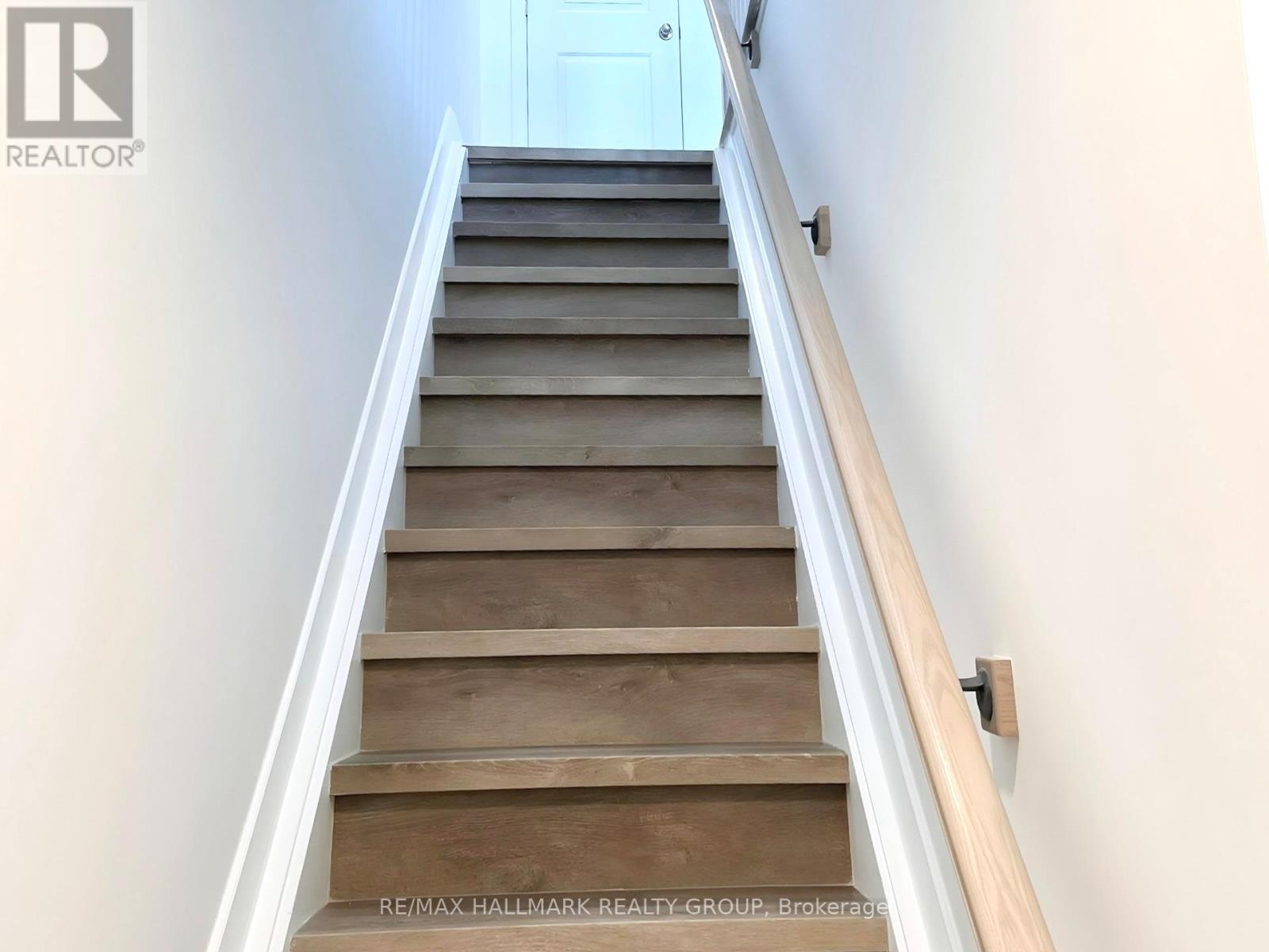 I - 300 Tulum Crescent