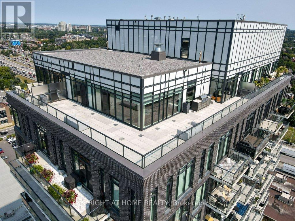 2002 - 203 Catherine Street