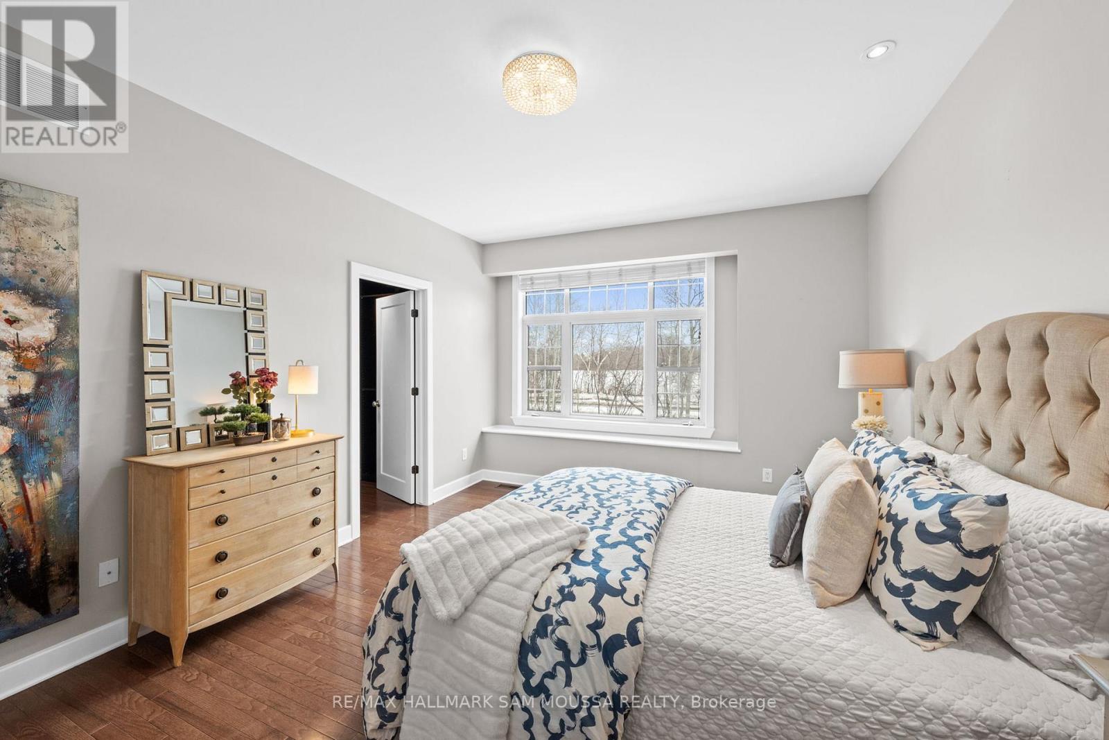 25 Marsh Sparrow Private