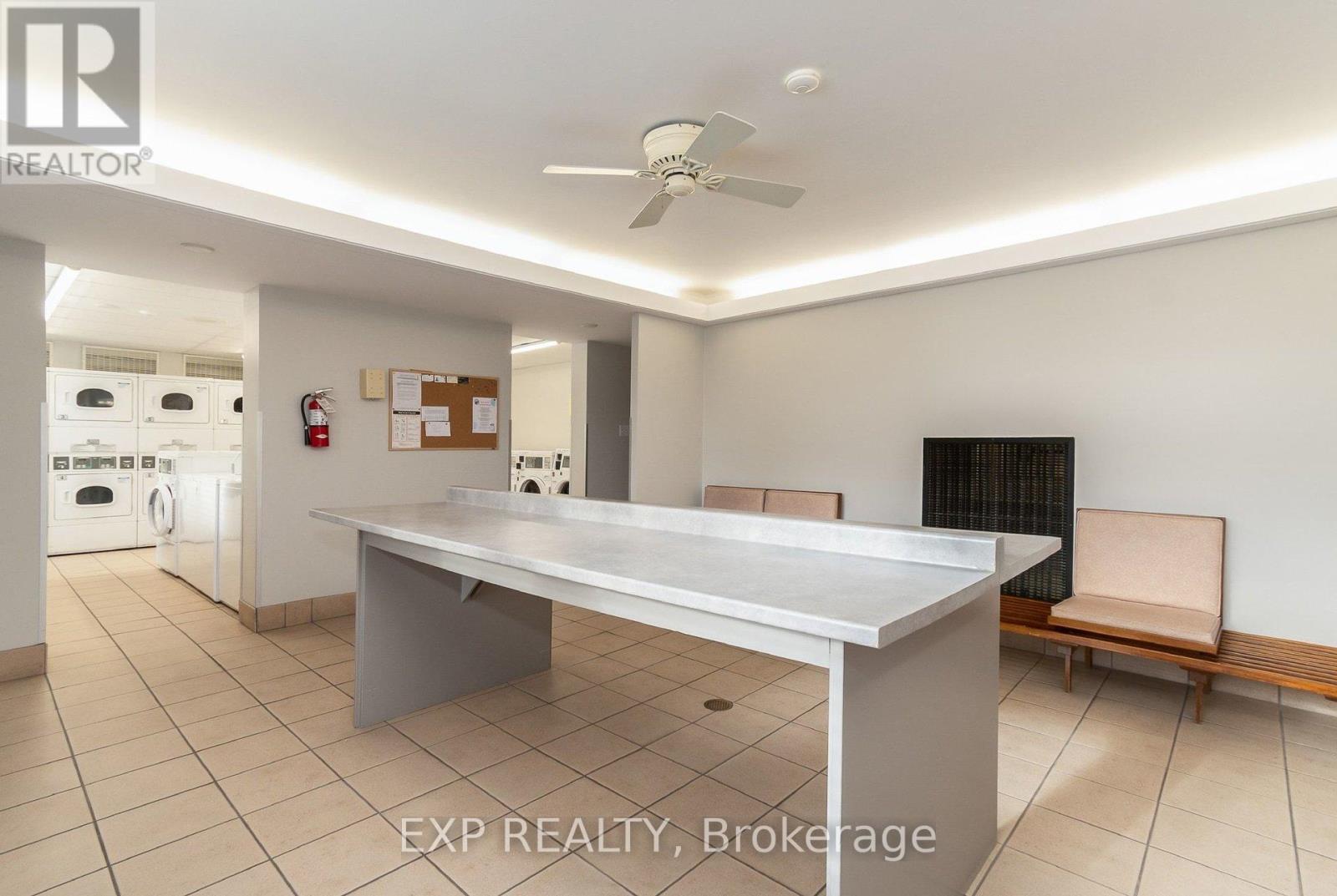 706 - 915 Elmsmere Road