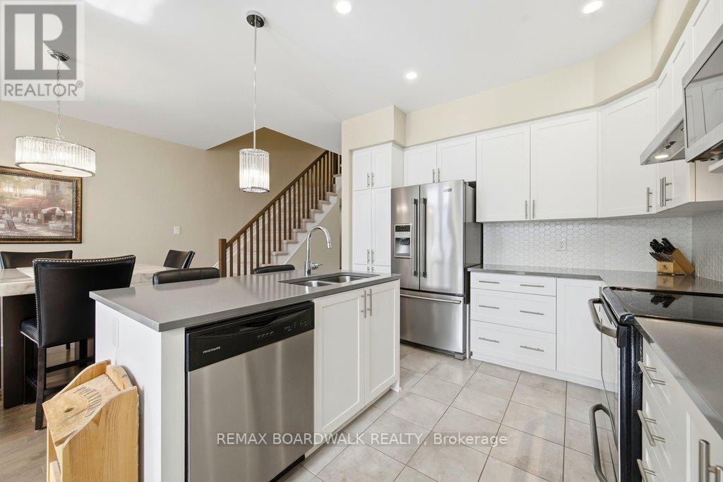 306 Rainrock Crescent