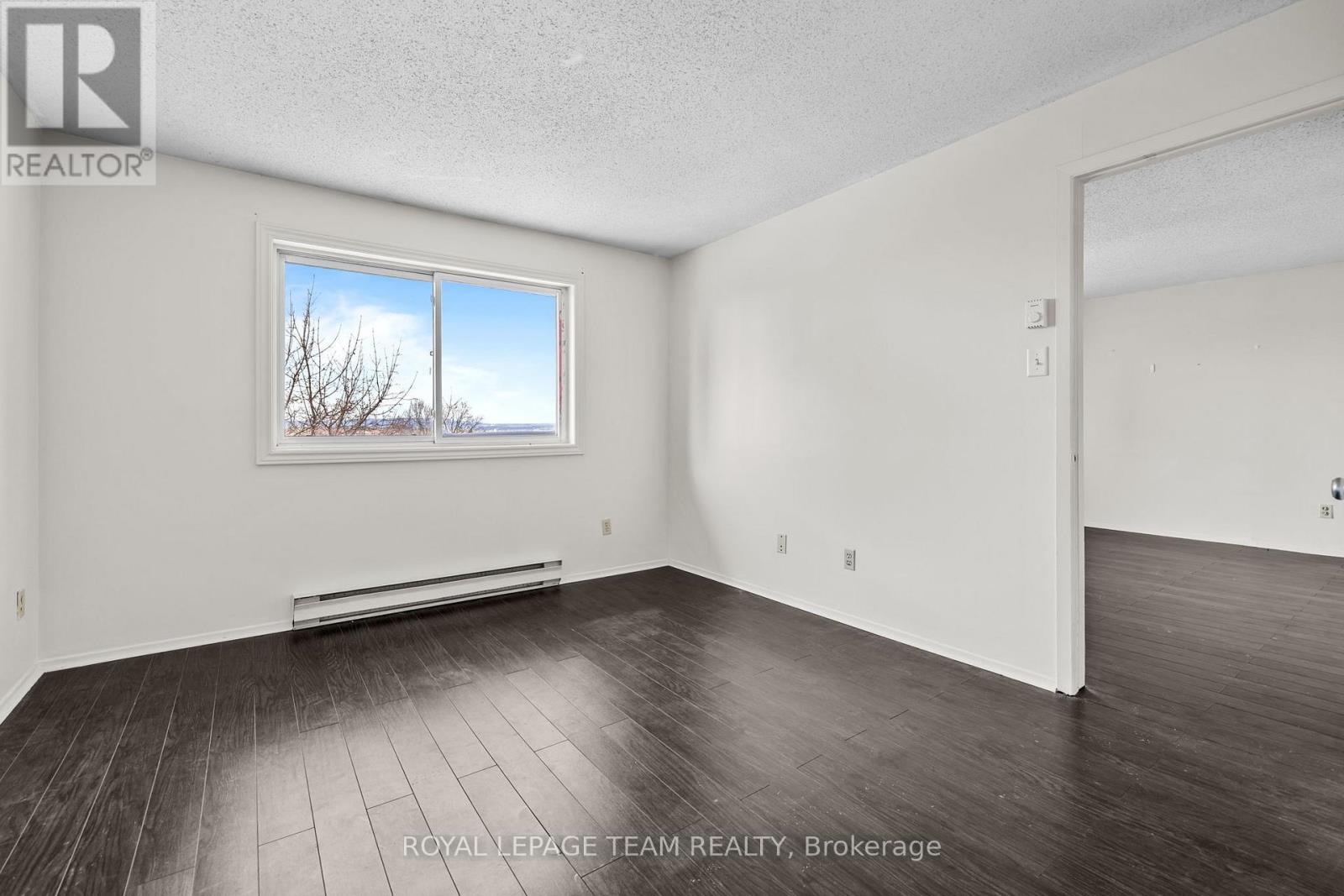 411 - 270 Brittany Drive