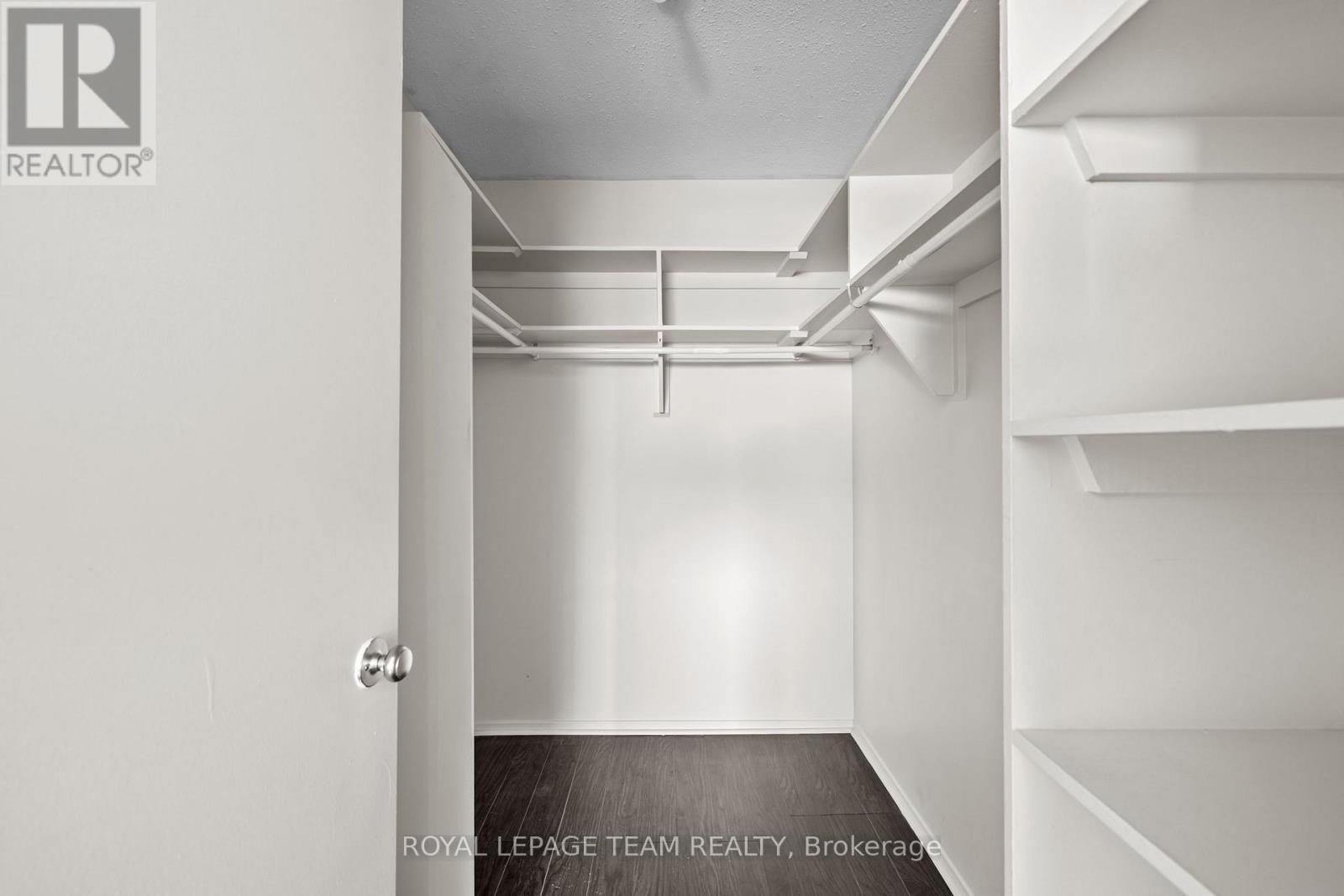 411 - 270 Brittany Drive