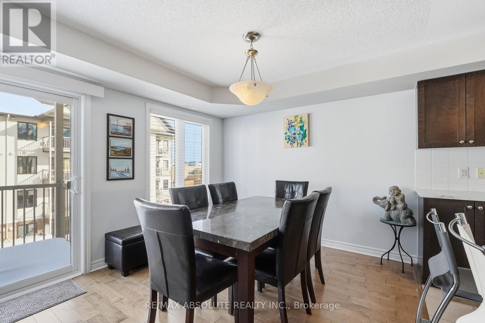 6 - 135 Bluestone Private