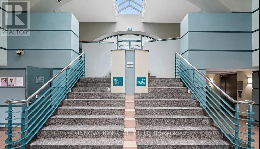 409 - 35 Holland Avenue