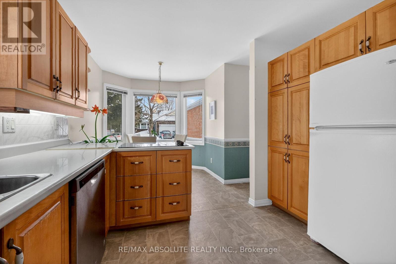 18 Pine Needles Court