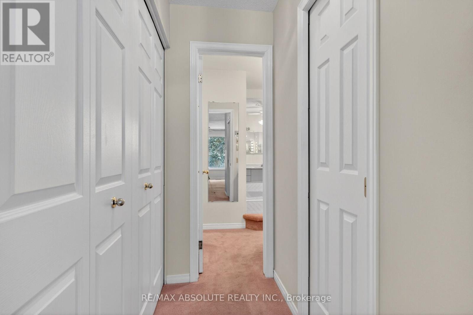 18 Pine Needles Court