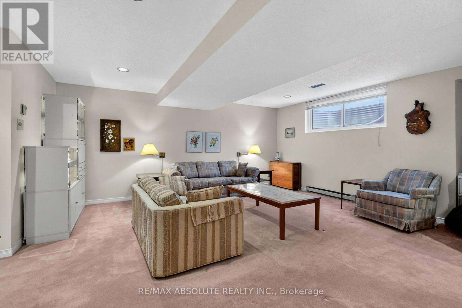 18 Pine Needles Court