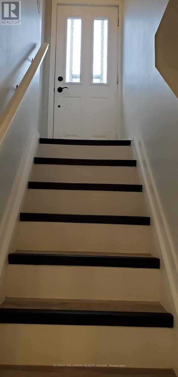 1329 Bloomsbury Crescent