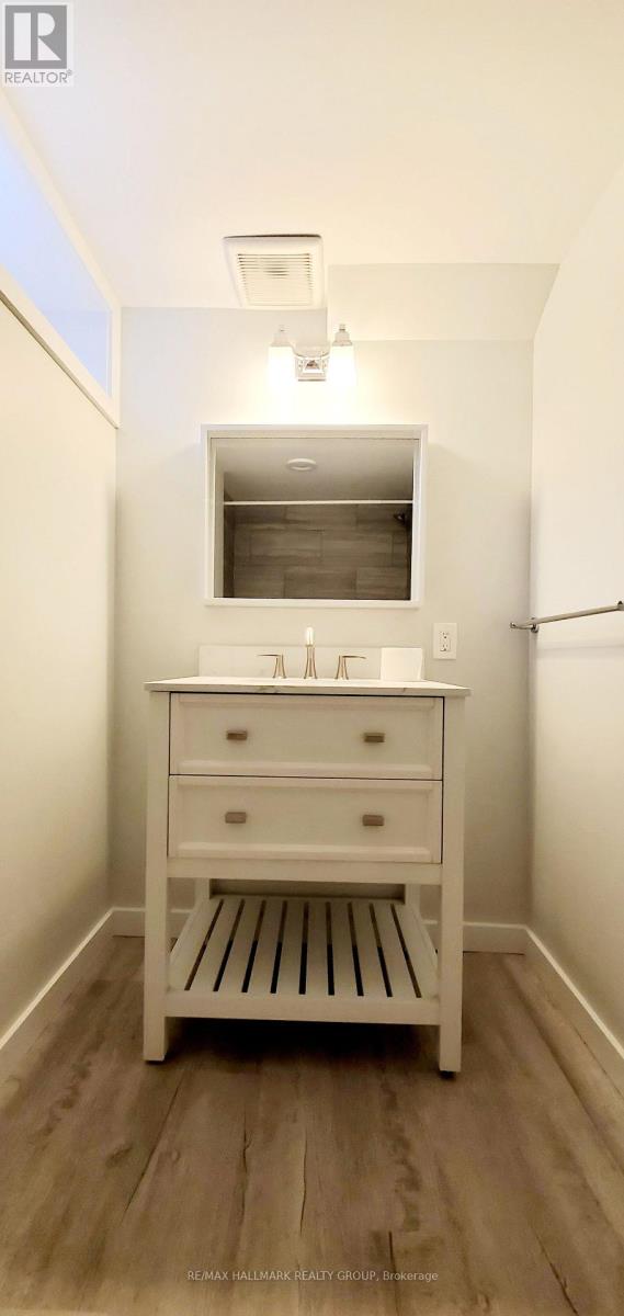 1329 Bloomsbury Crescent