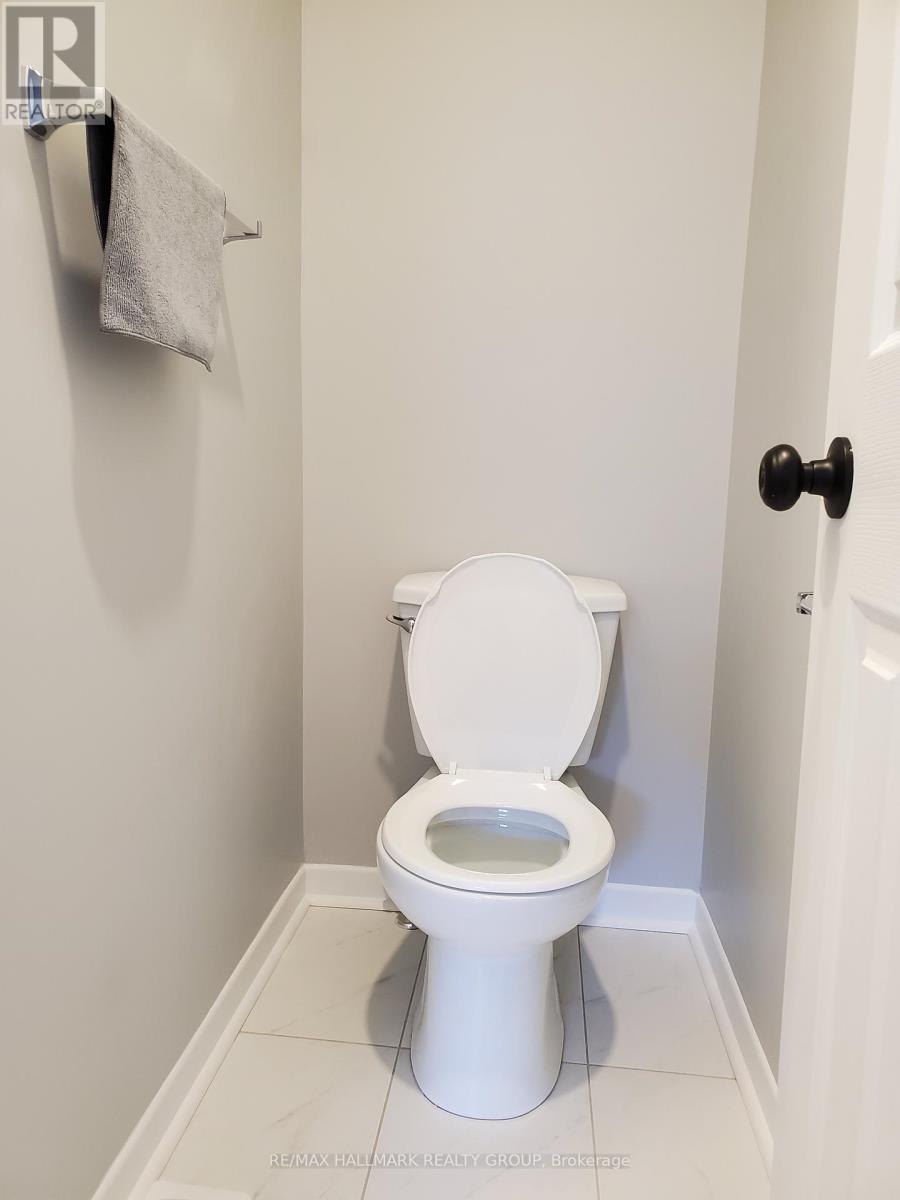 1329 Bloomsbury Crescent