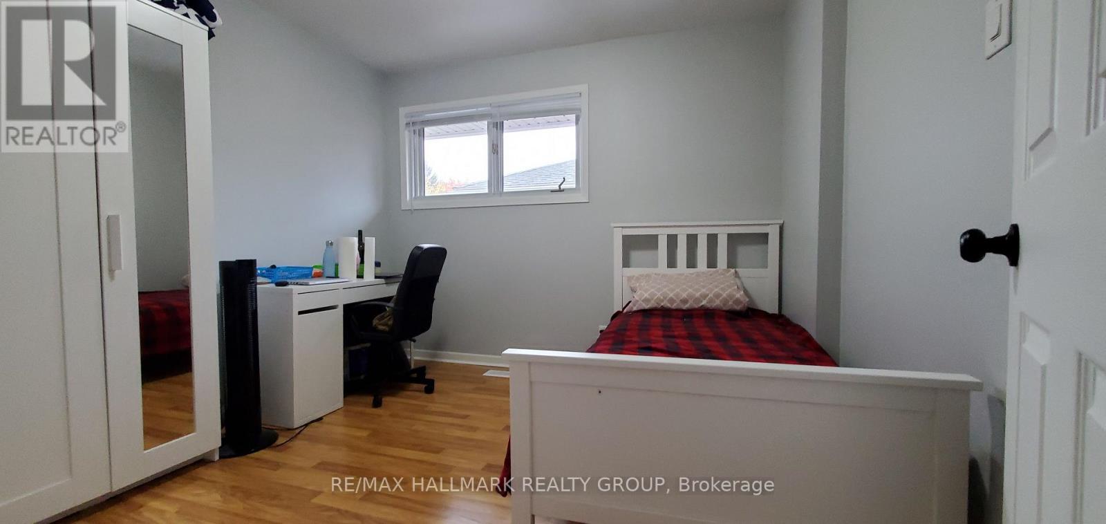 1329 Bloomsbury Crescent