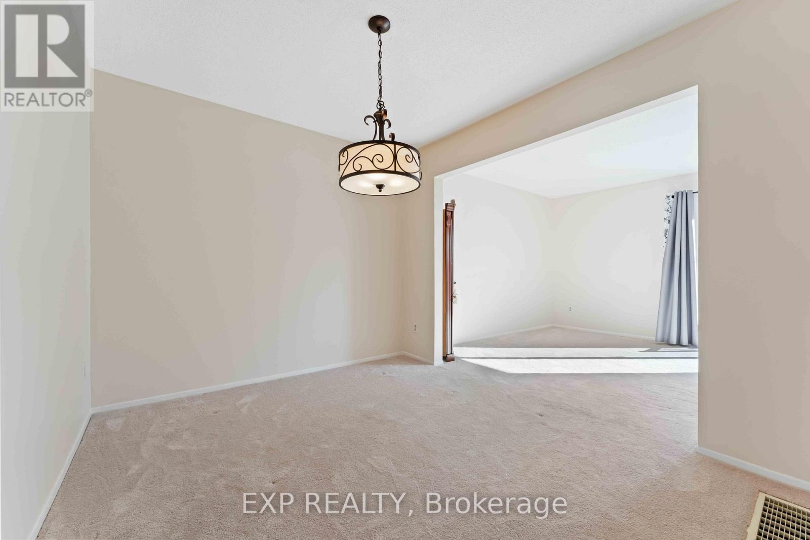 38 - 820 Cahill Drive W