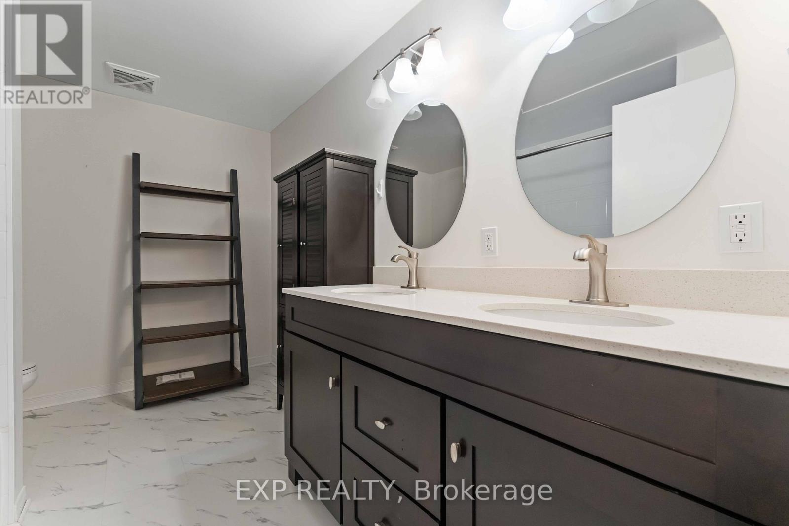 38 - 820 Cahill Drive W