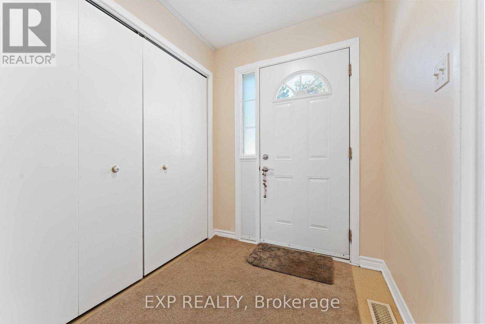 38 - 820 Cahill Drive W